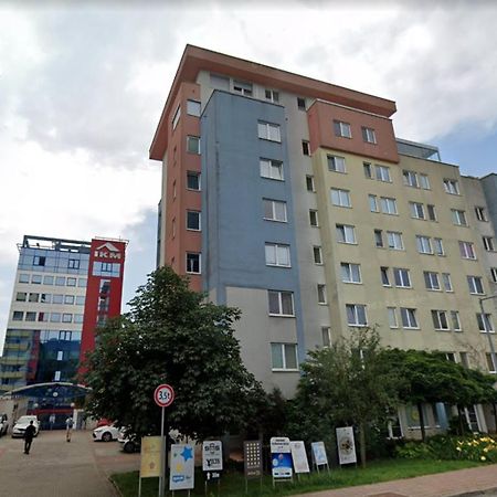 Alure Residences 3 & 24H Self Check-In, Parking In The Garage In The Apartment Building Included, New Building, Terrace, Green Location With A Forest Park With A Lake, Children'S Playground Банска бистрица Екстериор снимка